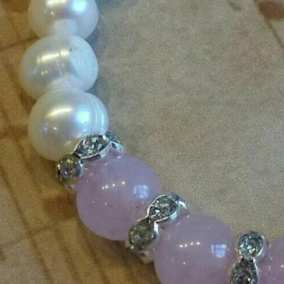 Genuine Freshwater Pearl and Rose Quartz Bracelet - Picture 2 of 2